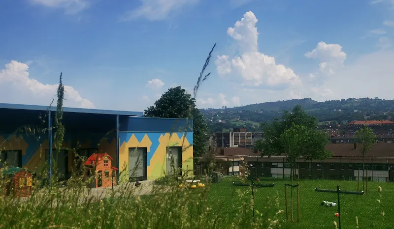 Escuela De Educación Infantil El Rubín