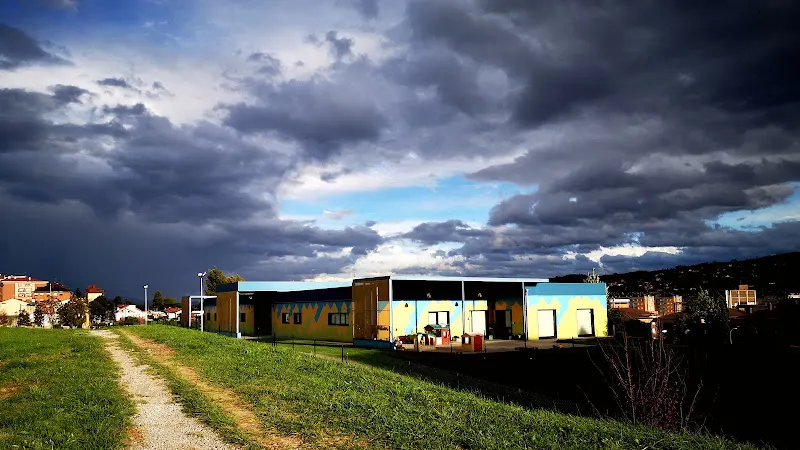 Escuela De Educación Infantil El Rubín - Centro de educación preescolar en Oviedo - foto 2