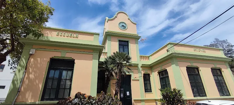 Antigua Escuela Estévez - Santa Cruz de Tenerife