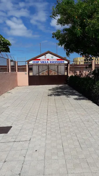 Centro La Asunción - Centro educativo en Santa Cruz de Tenerife - foto 3
