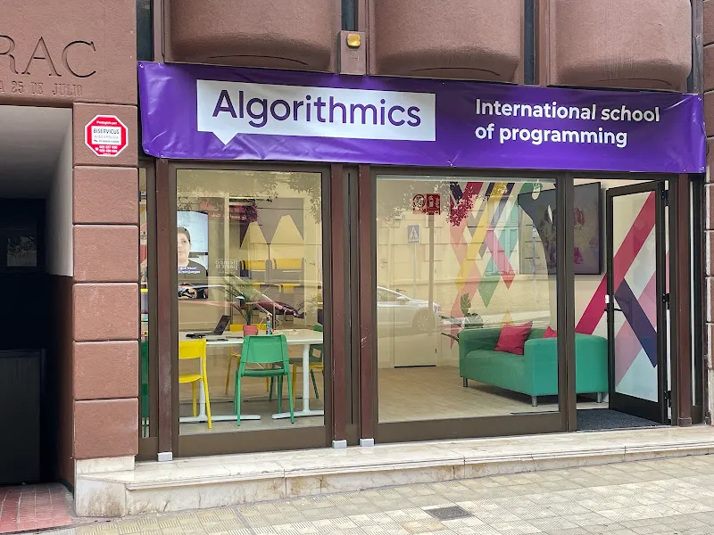 Algorithmics Santa Cruz de Tenerife. Escuela Internacional de programación para niños/as de 5 a 18 años - Santa Cruz de Tenerife