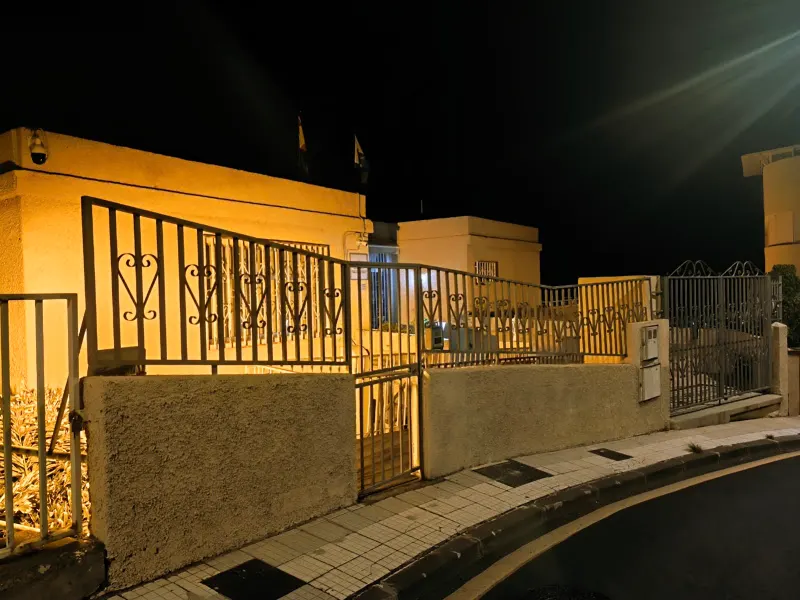 Gobierno de Canarias - Instituto de secundaria en Santa Cruz de Tenerife - foto 2