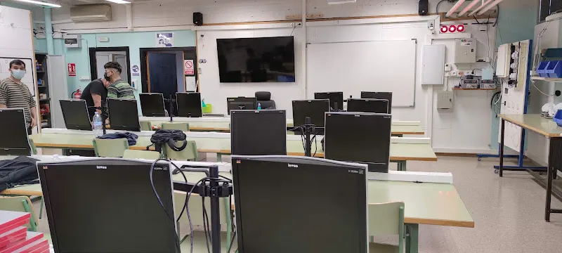 CIFP Politécnico - Centro educativo en Cartagena - foto 2