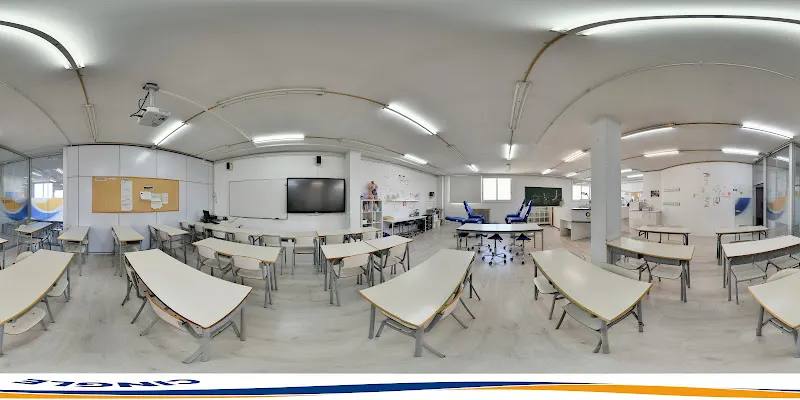 Escola Cingle - Instituto de secundaria en Santa Coloma de Gramenet - foto 3