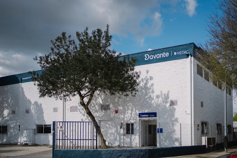 Davante MEDAC Jerez Flores 🥇 Centro FP Cádiz - Centro de formación profesional en Jerez de la Frontera - foto 2