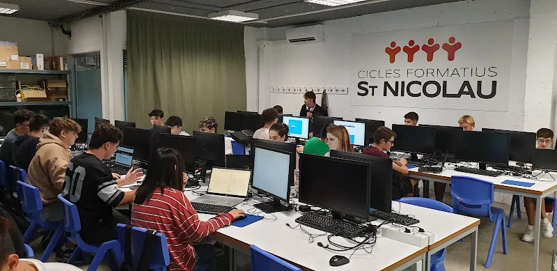 Cicles Formatius Sant Nicolau