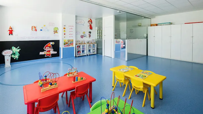 KID'S GARDEN MENDEBALDEA - Guardería infantil en PAMPLONA - Pamplona