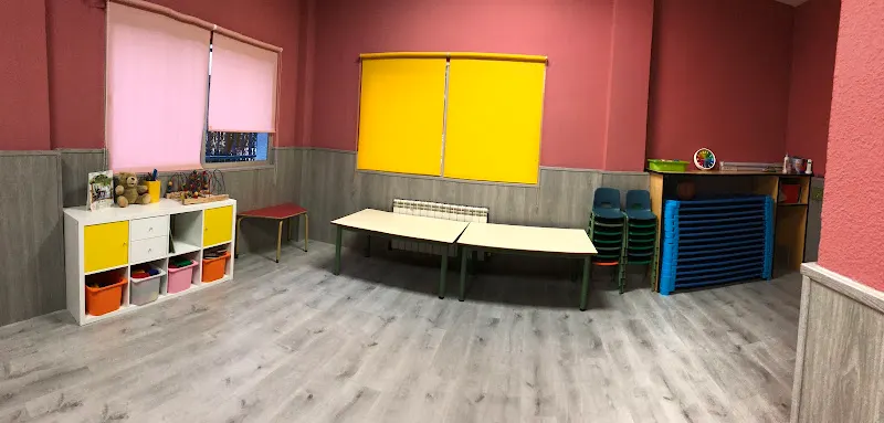 Escuela De Educación Infantil Casa De Niños Pablo Picasso - Colegio público en Fuenlabrada - foto 3