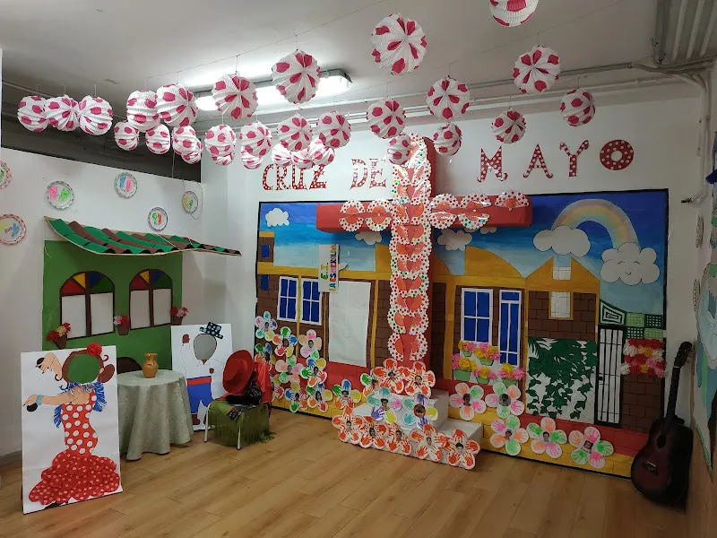 Escuela Infantil La Esmeralda - Centro de educación preescolar en Almería - foto 2