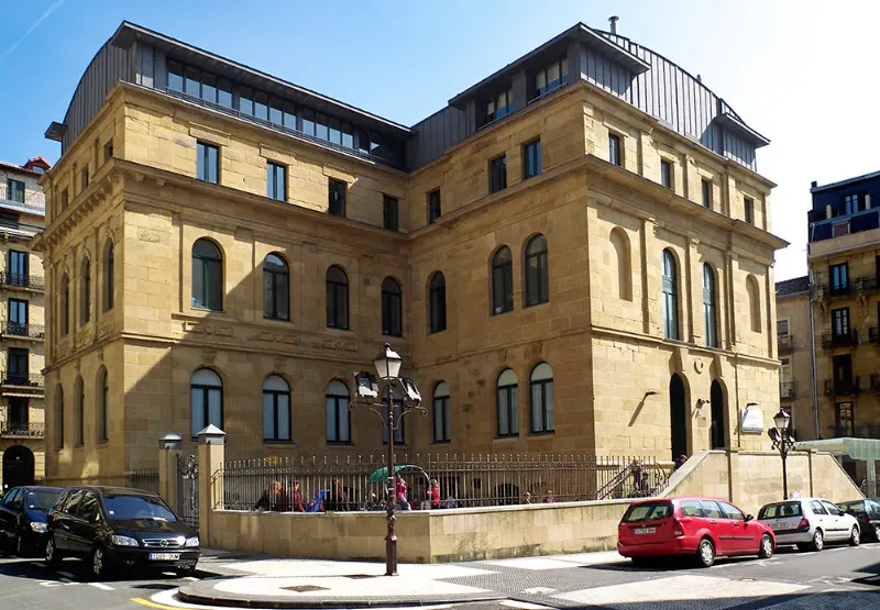 Colegio público infantil Zuhaizti - Edificio Biteri - Colegio público en Donostia-San Sebastian - foto 2