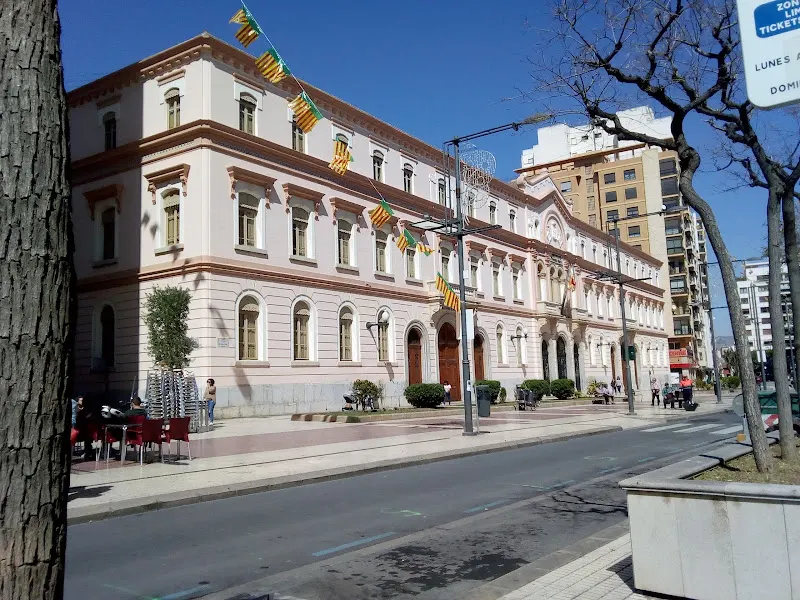 IES Francisco Ribalta - Instituto de secundaria en Castellón de la Plana - foto 2