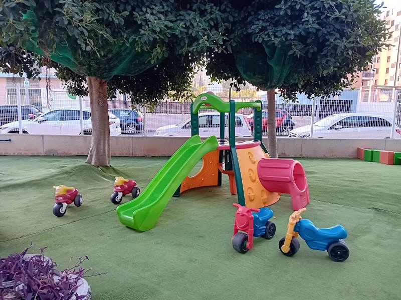Escuela Infantil De Primer Ciclo Municipal Chupetes - Colegio público en Castellón de la Plana - foto 2