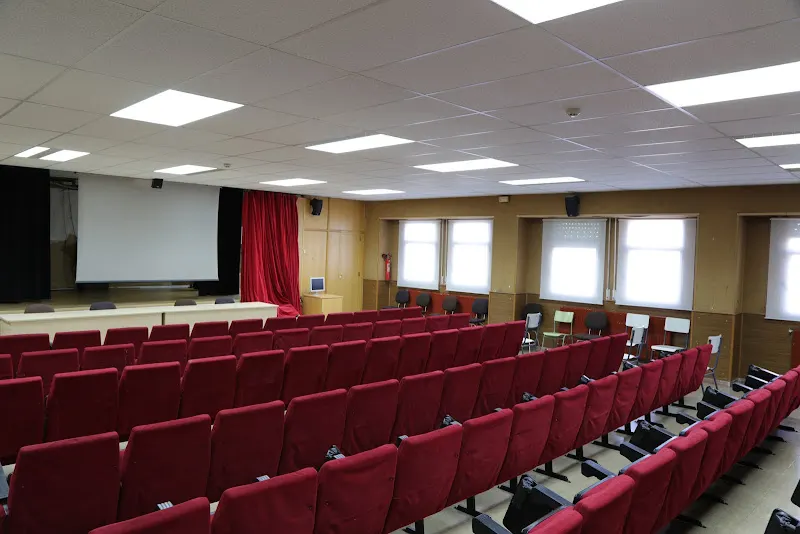 IES Satafi - Instituto de secundaria en Getafe - foto 2