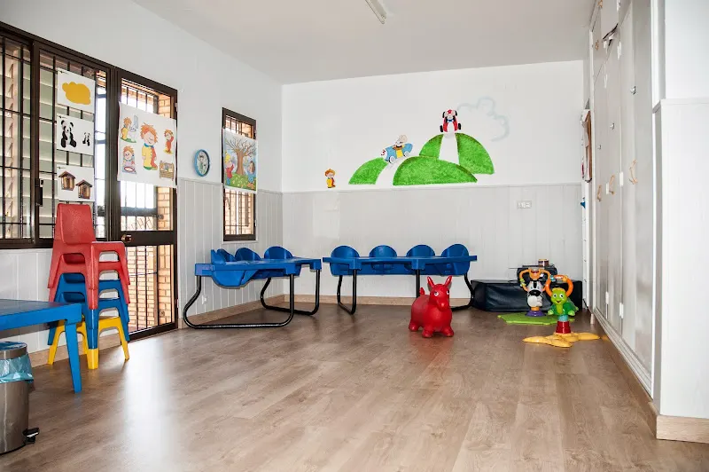 Centro Docente ESCUELA INFANTIL CHARI - Huelva