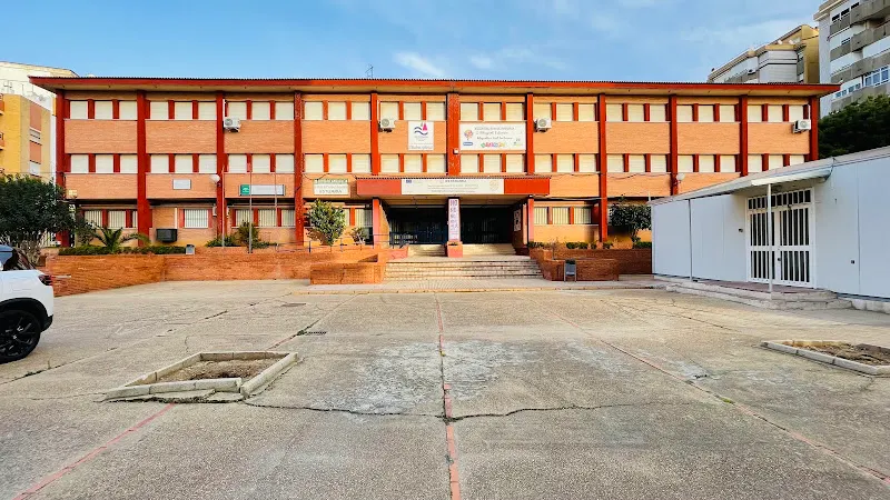 IES Estuaria - Instituto de secundaria en Huelva - foto 2