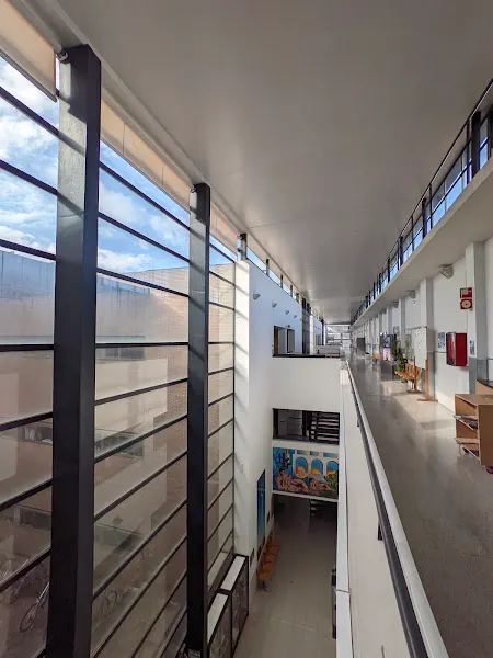 Escuela de Ingenierías Industriales - Universidad en Badajoz - foto 2