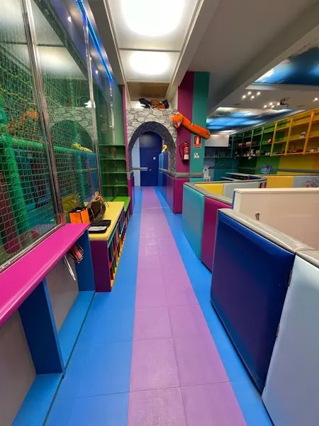 Club Cora - Centro educativo en Marbella - foto 3