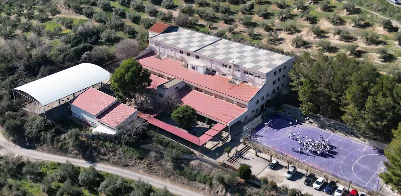 IES Fuente de la Peña (Sede 1) - Instituto de secundaria en Jaén - foto 3