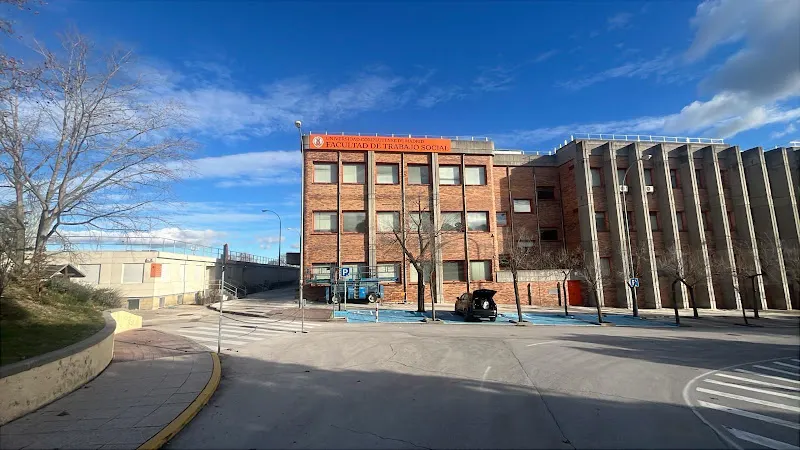 UCM Facultad de Trabajo Social