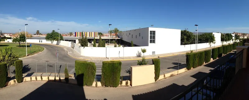 CEIP Las Culturas - Colegio público en Torrevieja - foto 2