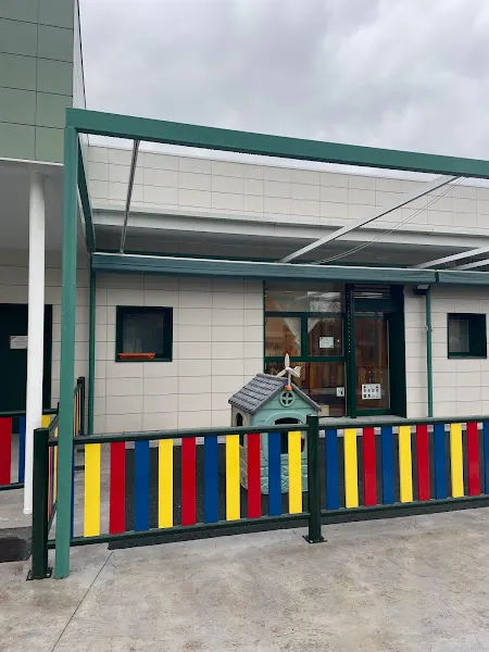 ESCUELA INFANTIL JUAN LATINO