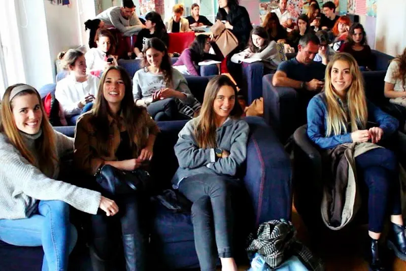 COMPLOT Escuela de Creatividad Barcelona