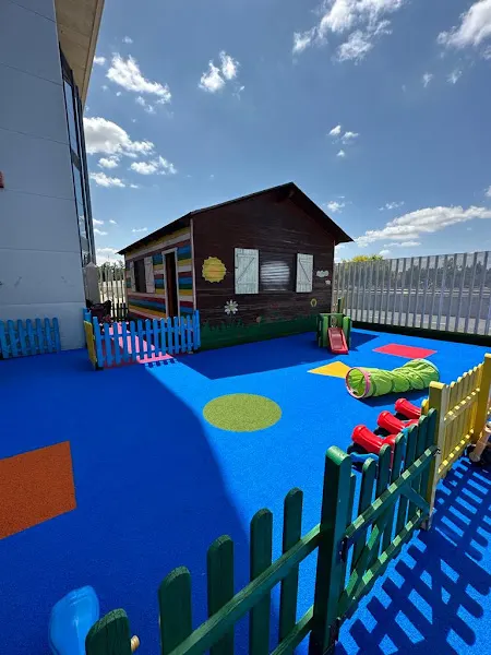 ESCUELA INFANTIL BICHO II - Institución educativa en Sevilla - foto 2