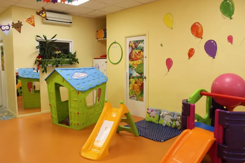 Centro de Educación Infantil ARCO IRIS - Guardería en Zaragoza - foto 2