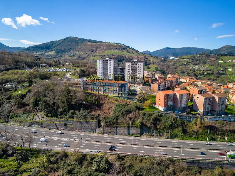 Zazpi Landa HLHI - CEIP Siete Campas - Colegio público en Barakaldo - foto 2