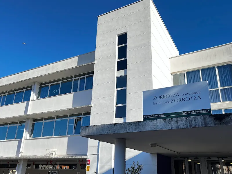 IES Zorrotza BHI - Instituto de secundaria en Barakaldo - foto 2
