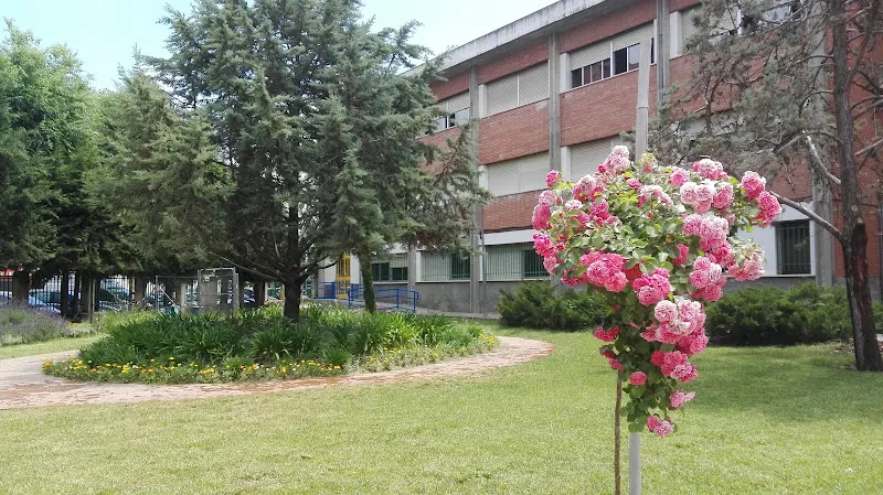 IES Galileo Galilei - Instituto de secundaria en Córdoba - foto 2