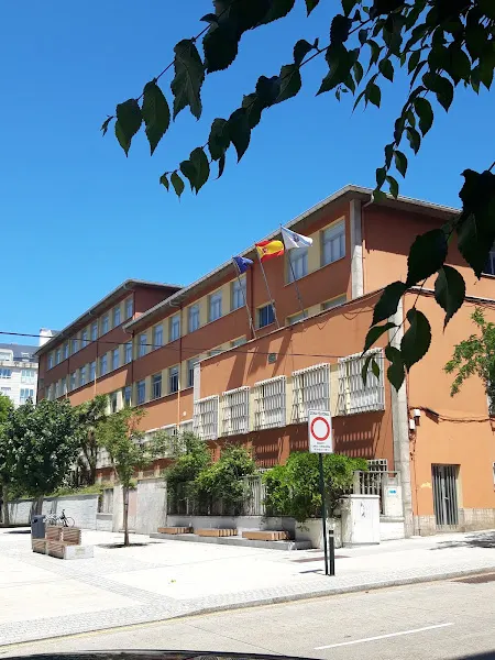 IES (Instituto de Educación Secundaria) Ramón Menéndez Pidal - Instituto de secundaria en Coruna (A) - foto 2