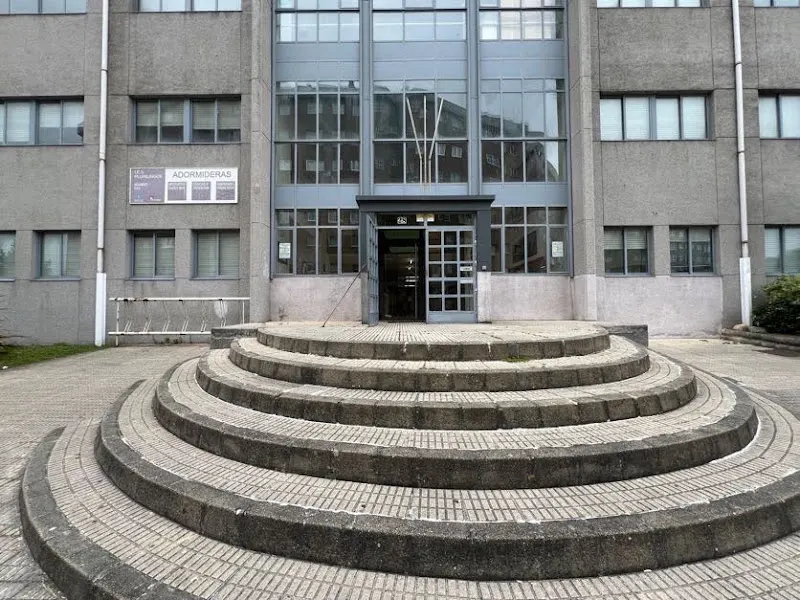 IES PLURILINGÜE ADORMIDERAS - A Coruna