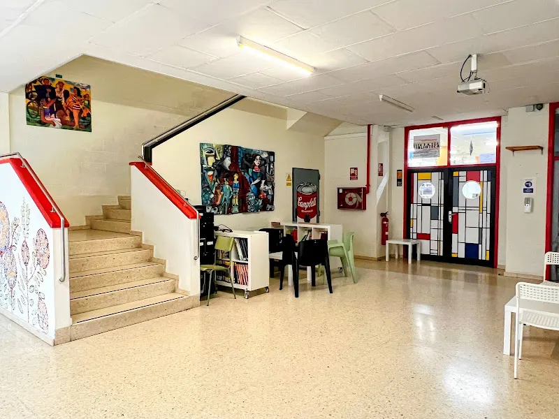 IES PLURILINGÜE ADORMIDERAS - Centro de educación secundaria en Coruna (A) - foto 2