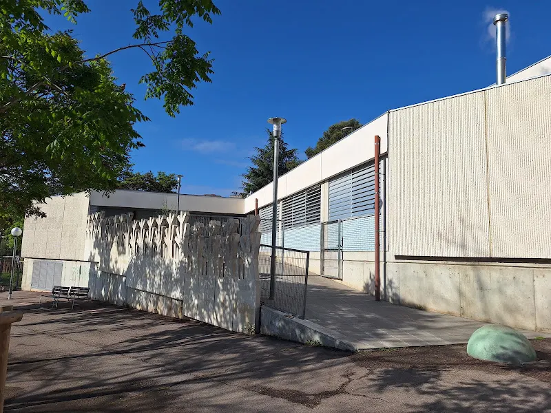 Ceip Miquel Hernandez - Centro educativo en Sabadell - foto 2