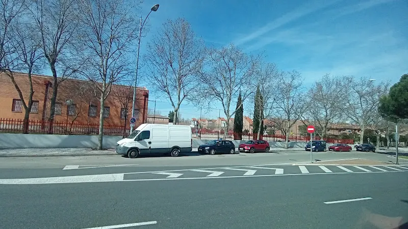 IES África - Instituto de secundaria en Fuenlabrada - foto 2