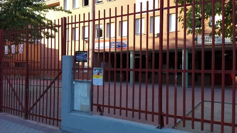 Cole - Colegio público en Fuenlabrada - foto 2