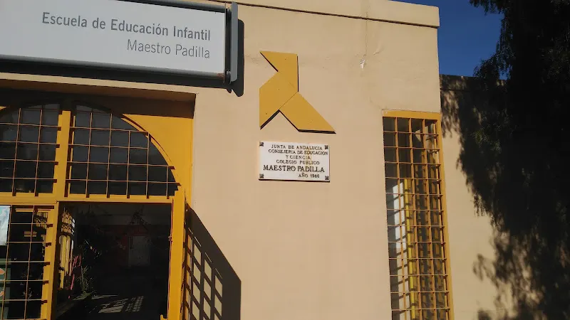 Escuela De Educación Infantil Maestro Padilla - Almería