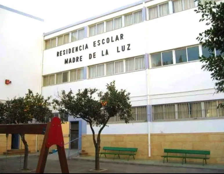 Residencia Escolar Madre de la Luz - Residencia de estudiantes en Almería - foto 2