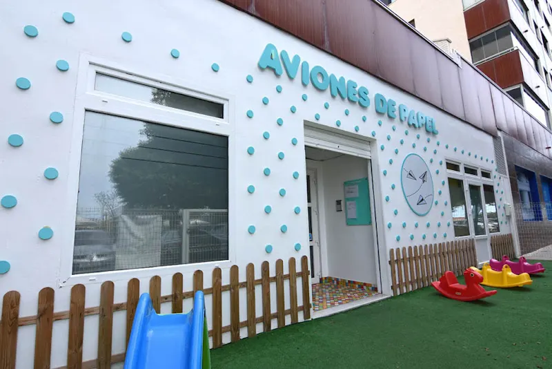 Aviones de Papel - Guardería en Almería - foto 2
