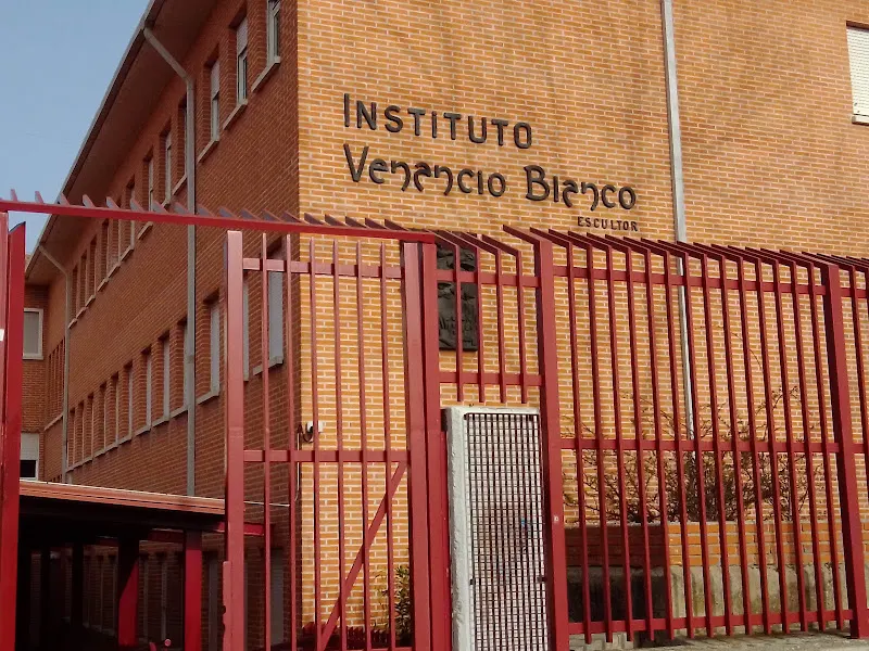 IES Venancio Blanco - Instituto de secundaria en Salamanca - foto 2