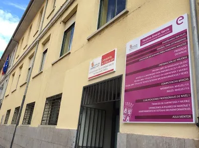 CEPA Faustina Álvarez García - Centro educativo en León - foto 2