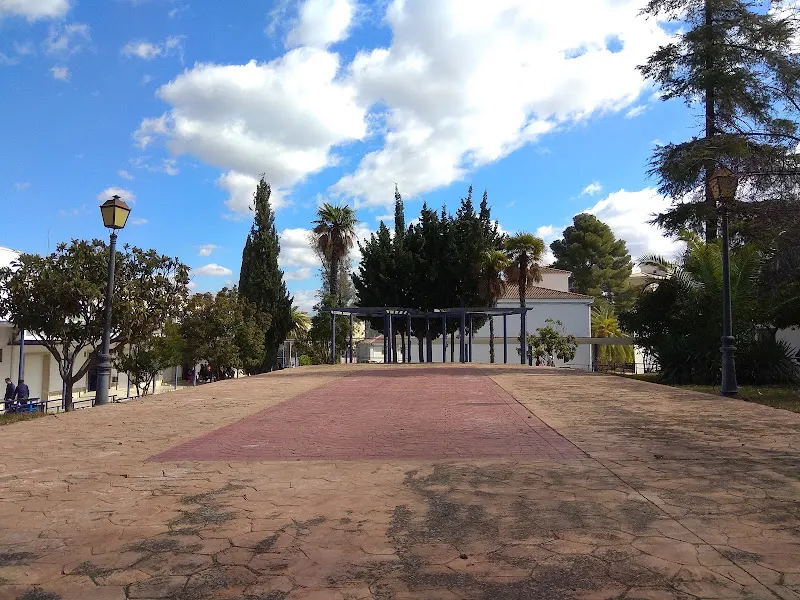 IES virgen de carmen - Instituto de secundaria en Jaén - foto 2