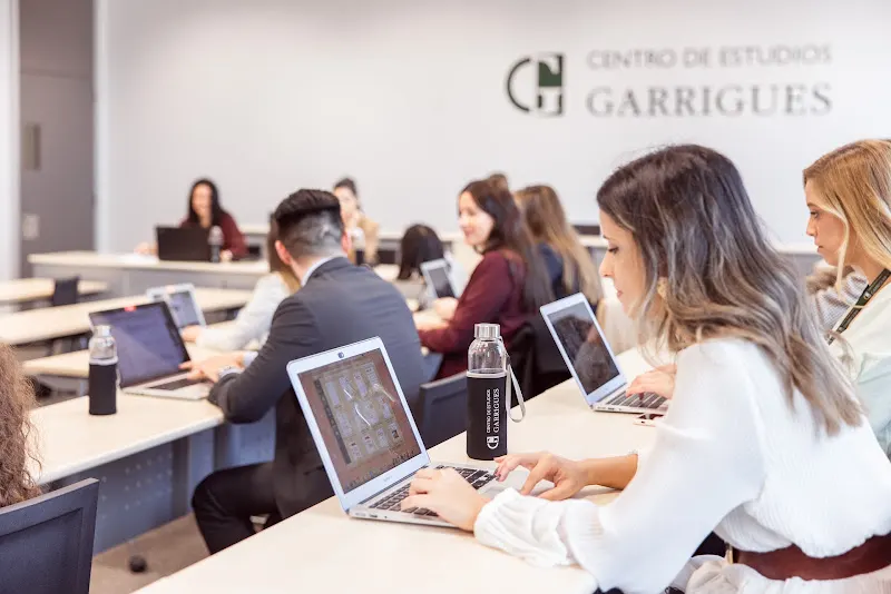 Centro de Estudios Garrigues - Centro educativo en San Sebastián de los Reyes - foto 2