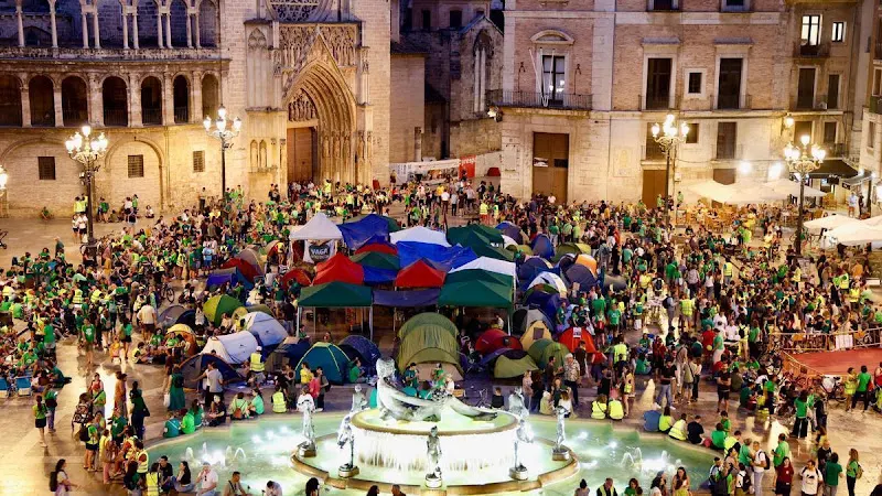 Plaça de la Educació Pública