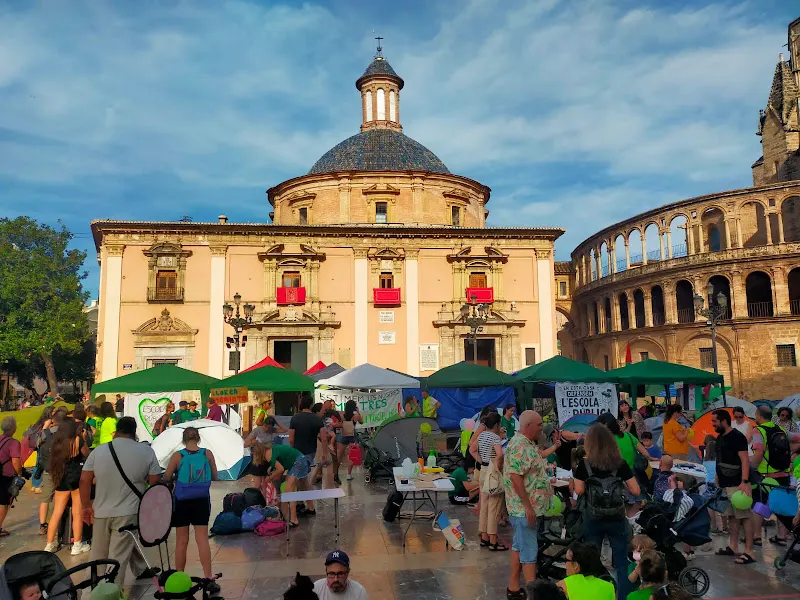 Plaça de la Educació Pública - Centro educativo en Valencia - foto 2