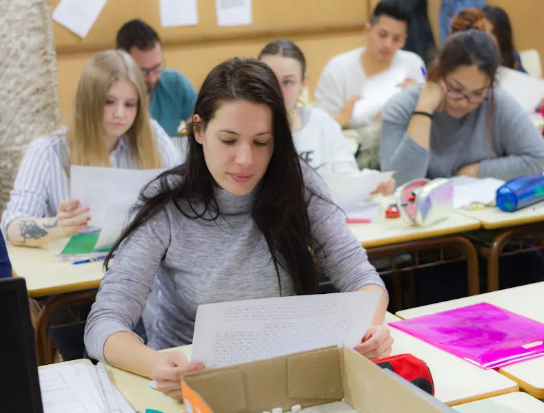 Centro Público de Educación de Personas Adultas Concepción Arenal - Zaragoza