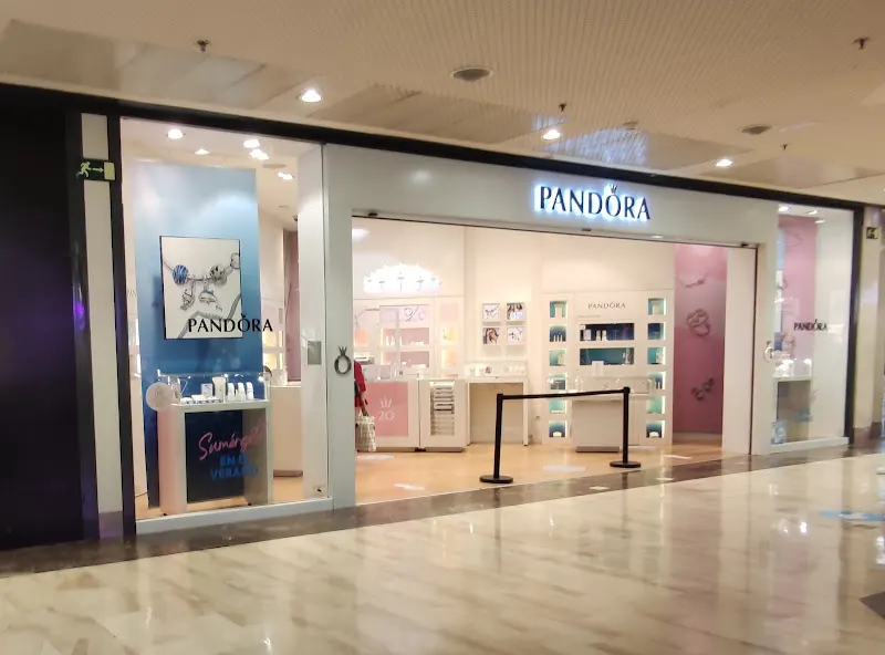 Centro de Tiempo Libre Pandora