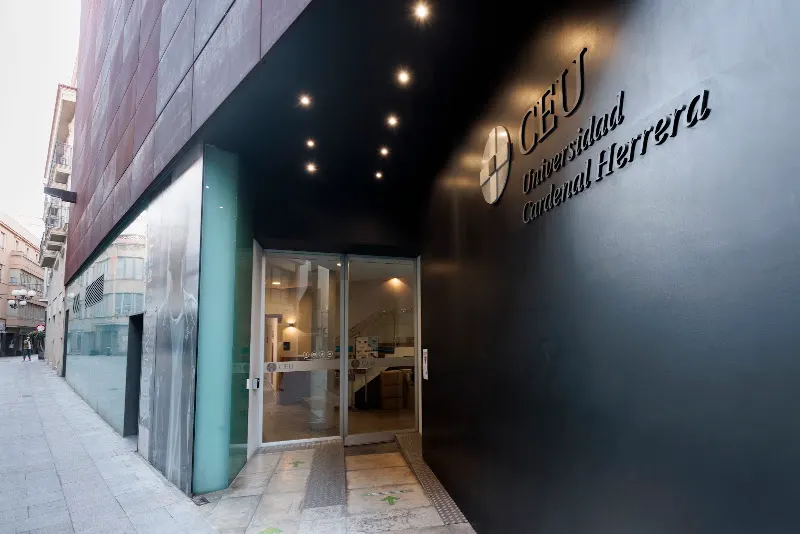 Universidad CEU Cardenal Herrera - Campus Elche - Edificio Carmelitas - Elche