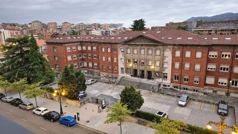 Facultad de Ciencias - Oviedo